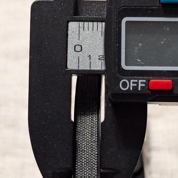 Vintage Ladies BENRUS Watch 17 Jewels Fancy Case original band…32 - Picture 7 of 10